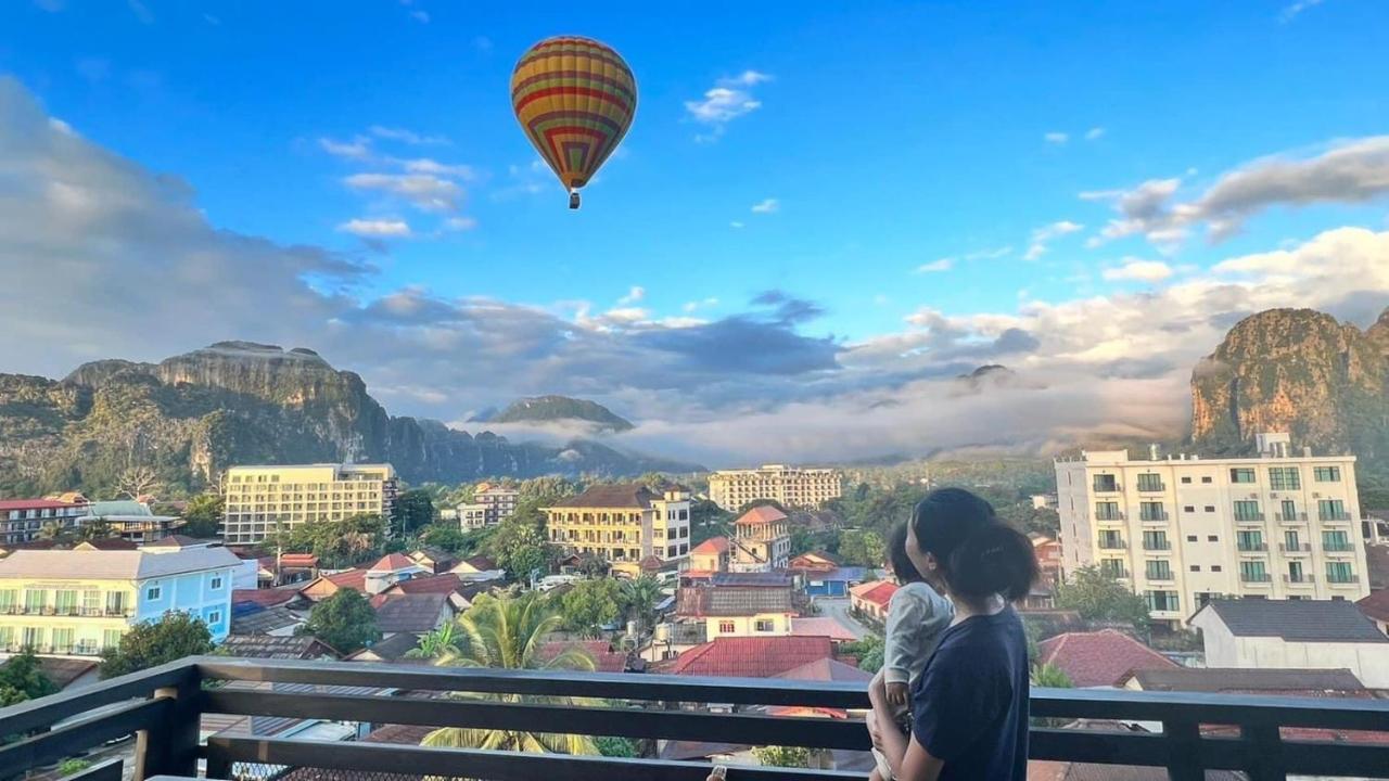 Vang Vieng Topview Hotel Luaran gambar