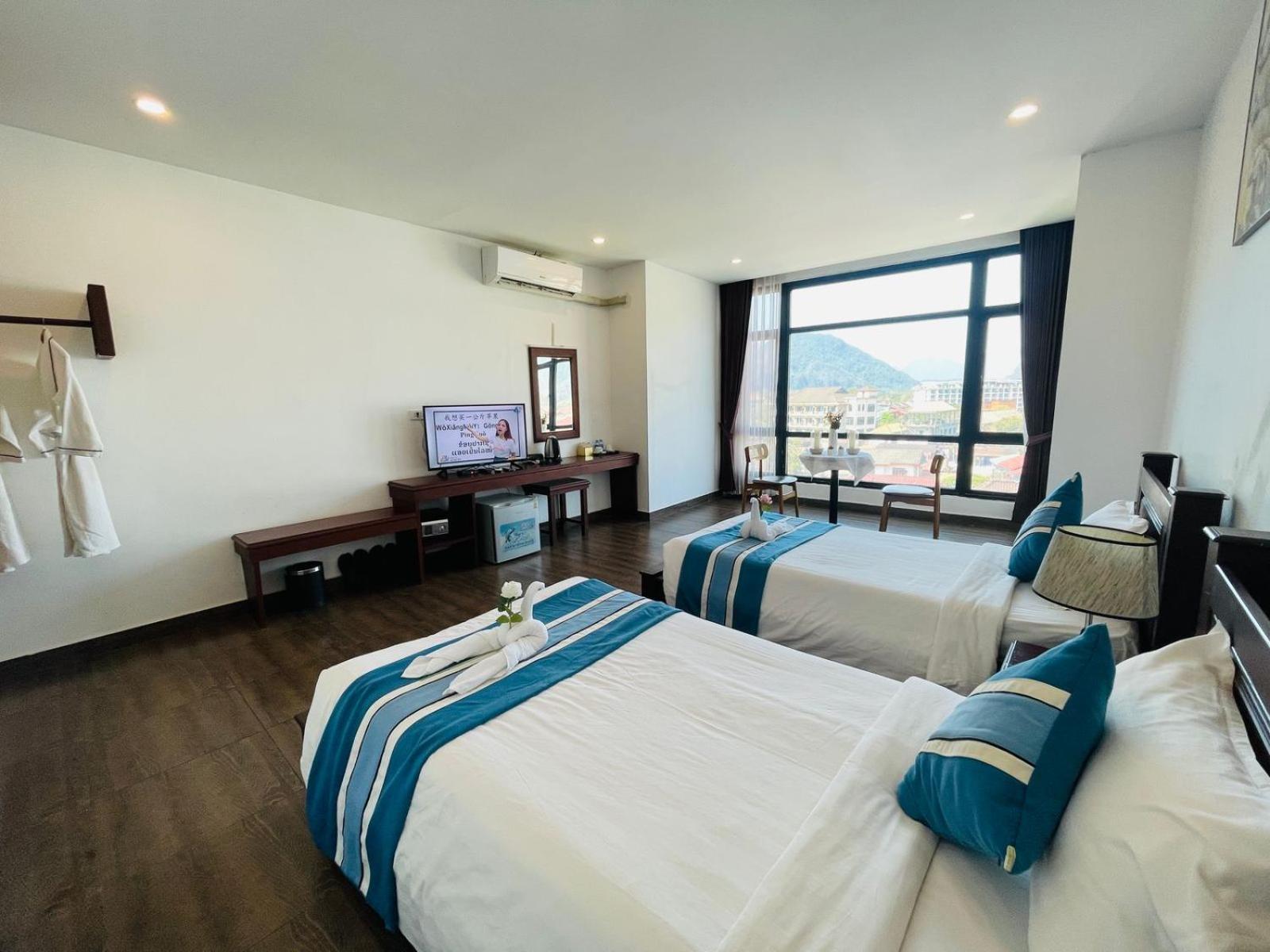 Vang Vieng Topview Hotel Luaran gambar